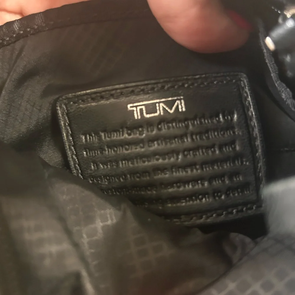 Tumi Black Leather and Suede Men's Messenger Shoulder Bag - Picture 8 of 12